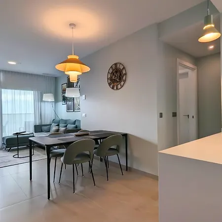 Sunset Cliffs Magic * בנידורם