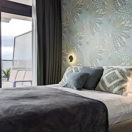 Sunset Cliffs Magic בנידורם